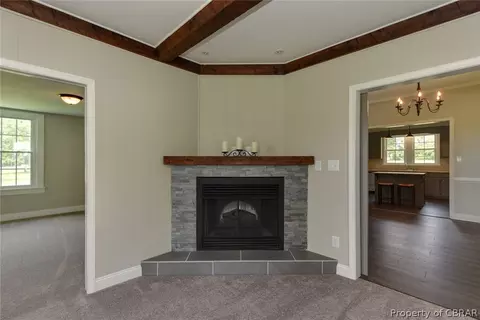 1922 Hayes Rd, Gloucester Point, VA 23062 photo 5