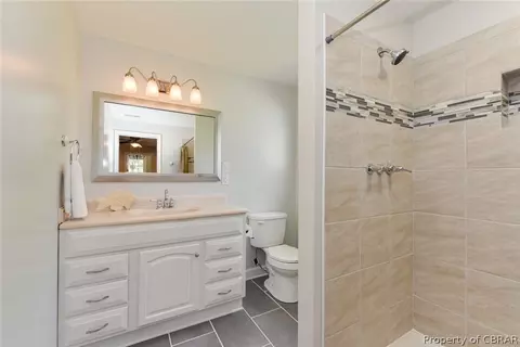 1922 Hayes Rd, Gloucester Point, VA 23062 photo 19