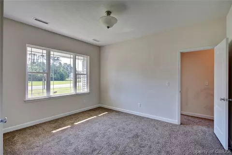 3934 Ordinary Loop, Hayes, VA 23072 photo 5