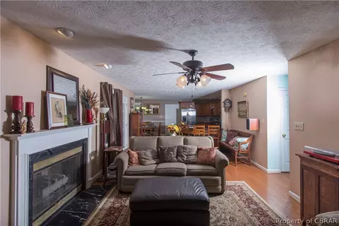 4966 Elizabeth Ln, Gloucester, VA 23061 photo 15
