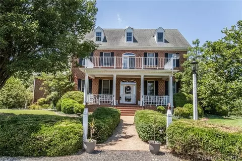10848 Harcum Rd, Gloucester, VA 23061 photo 1