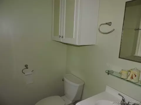 7499 Dehardit Ave, Gloucester Point, VA 23062 photo 9