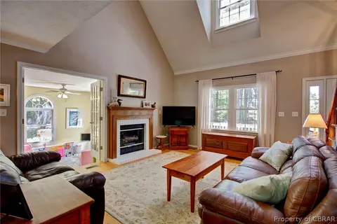 5301 Merganser Cir, Gloucester, VA 23061 photo 18