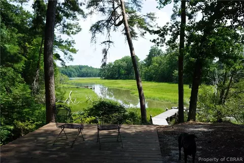 5301 Merganser Cir, Gloucester, VA 23061 photo 4