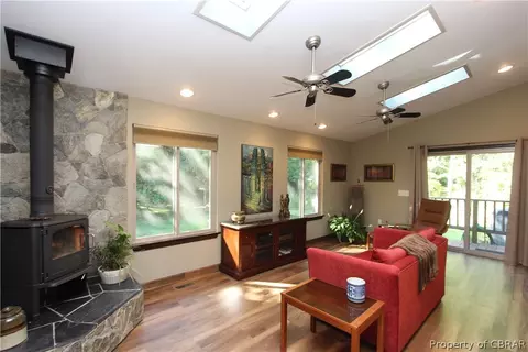 9757 Indian Rd, Gloucester, VA 23061 photo 14