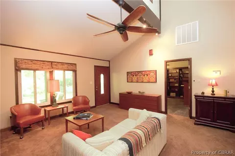 9757 Indian Rd, Gloucester, VA 23061 photo 5