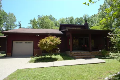9757 Indian Rd, Gloucester, VA 23061 photo 1