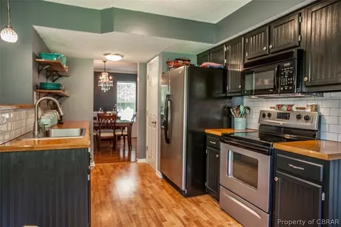 6837 Magnolia Dr, Gloucester, VA 23061 photo 11
