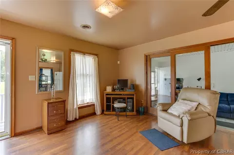 9406 Dutton Rd, Dutton, VA 23050 photo 5