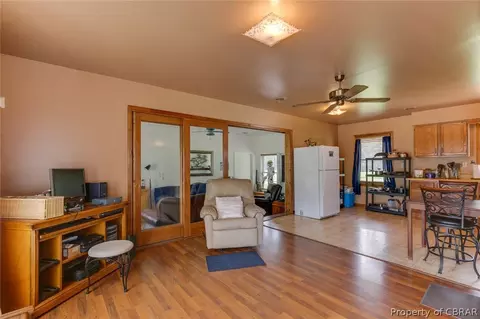 9406 Dutton Rd, Dutton, VA 23050 photo 4
