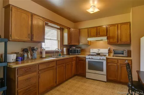 9406 Dutton Rd, Dutton, VA 23050 photo 11