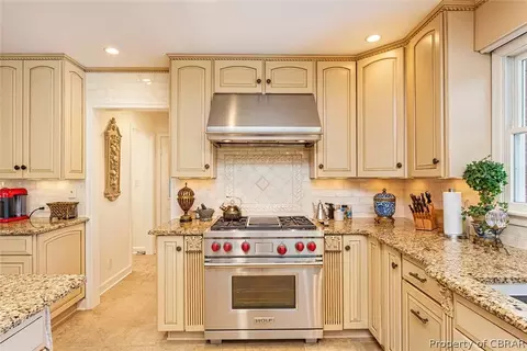 193 Peake Rd, Weems, VA 22576 photo 28