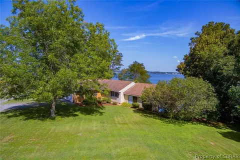 162 Chiltons Point Rd, Lancaster, VA 22503 photo 1
