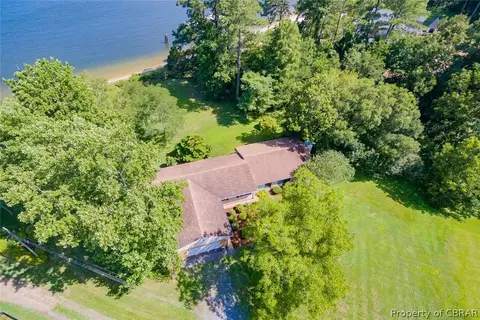 162 Chiltons Point Rd, Lancaster, VA 22503 photo 9