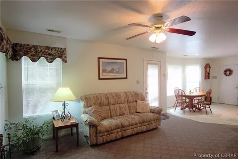 7152 Preston Ct, Gloucester, VA 23061 photo 11