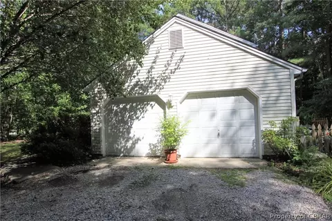 7152 Preston Ct, Gloucester, VA 23061 photo 46