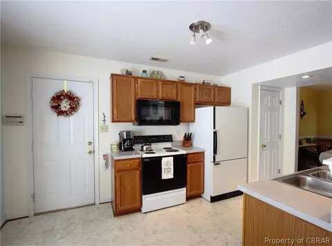 7152 Preston Ct, Gloucester, VA 23061 photo 15