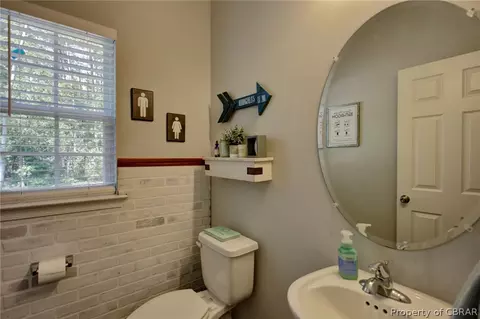 8481 Patrick Henry Way, Gloucester, VA 23061 photo 6