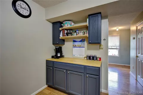 6819 Magnolia Dr, Gloucester, VA 23061 photo 9