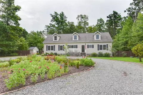 9977 Figg Shop Rd, Gloucester, VA 23061 photo 3