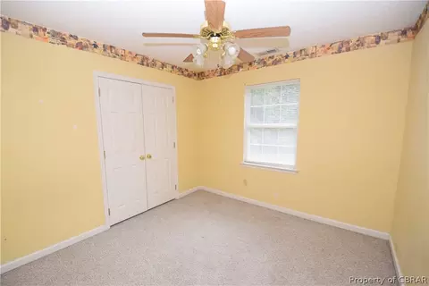 8443 Kitchener Dr, Gloucester, VA 23061 photo 32