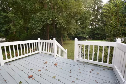 8443 Kitchener Dr, Gloucester, VA 23061 photo 20