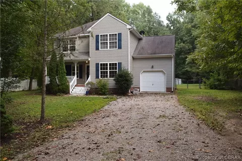 8443 Kitchener Dr, Gloucester, VA 23061 photo 4