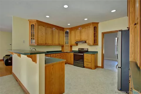 7914 Snow Haven Ln, Gloucester, VA 23061 photo 11