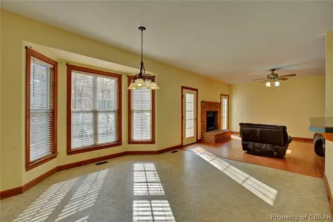 7914 Snow Haven Ln, Gloucester, VA 23061 photo 17