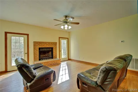 7914 Snow Haven Ln, Gloucester, VA 23061 photo 6
