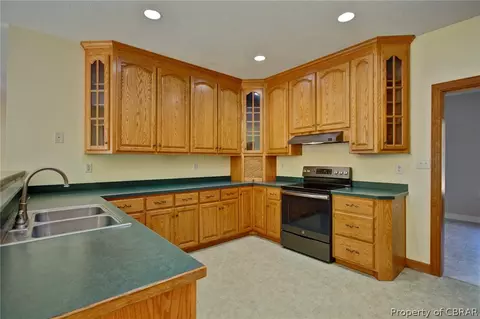 7914 Snow Haven Ln, Gloucester, VA 23061 photo 12