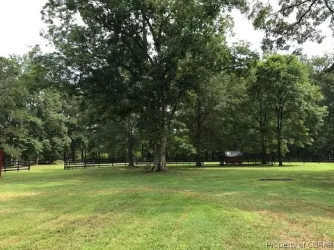 6537 Belroi Rd, Gloucester, VA 23061 photo 2