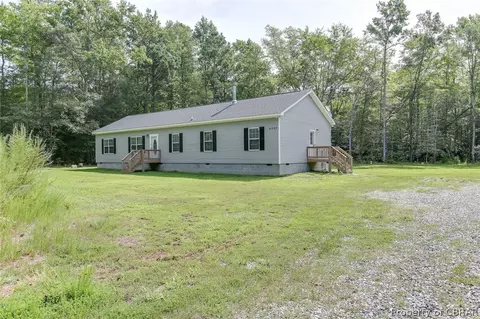 6237 Belroi Rd, Gloucester, VA 23061 photo 2