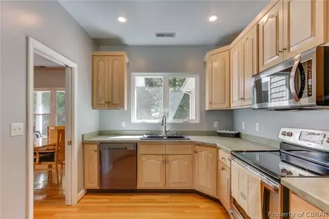 7939 Snow Haven Ln, Gloucester, VA 23061 photo 17