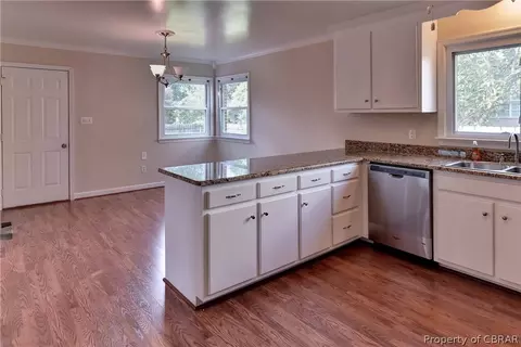 2 Rust St, Hampton, VA 23664 photo 13