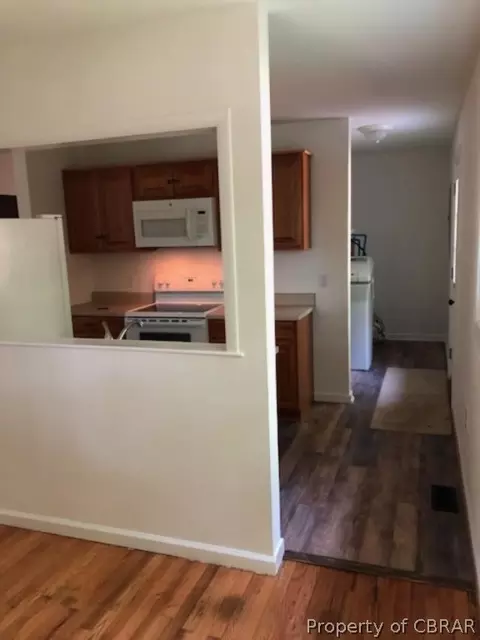 6131 Ware Neck Rd, Gloucester, VA 23061 photo 3