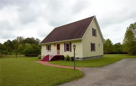 9428 Marlfield Rd, Gloucester, VA 23061 photo 1