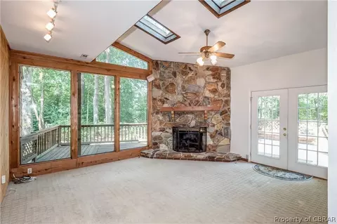 29 Kings Point Dr, Hampton, VA 23669 photo 29
