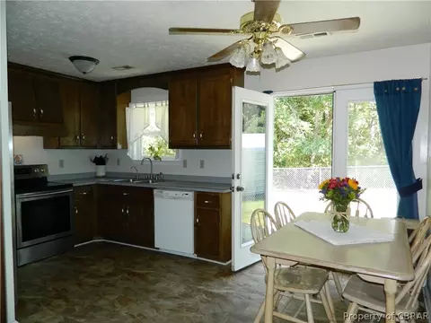 7225 Old Pinetta Rd, Gloucester, VA 23061 photo 5