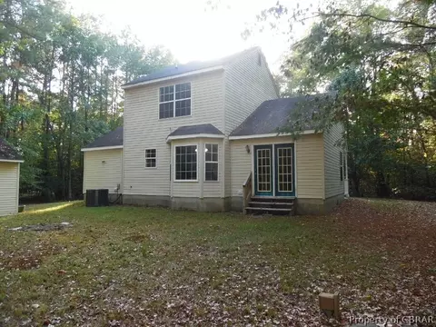 8295 Kitchener Dr, Gloucester, VA 23061 photo 14