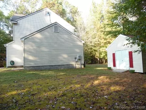 8295 Kitchener Dr, Gloucester, VA 23061 photo 15