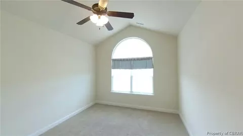 7584 Villa Ct, Gloucester Point, VA 23062 photo 19