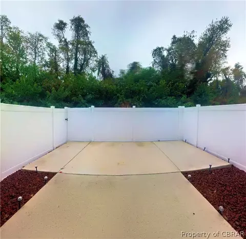 7584 Villa Ct, Gloucester Point, VA 23062 photo 25