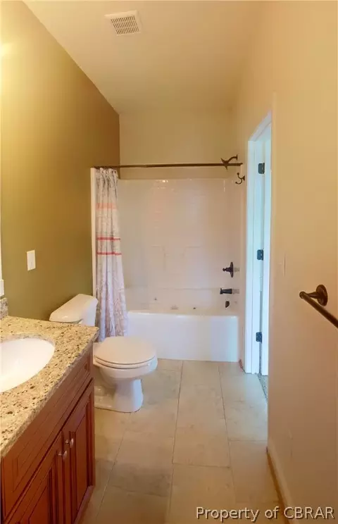 7584 Villa Ct, Gloucester Point, VA 23062 photo 17