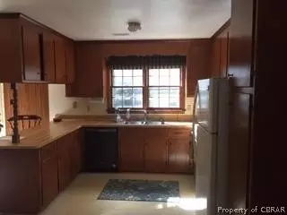 1626 Pine Tree Dr, Gloucester Point, VA 23062 photo 18