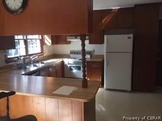 1626 Pine Tree Dr, Gloucester Point, VA 23062 photo 12