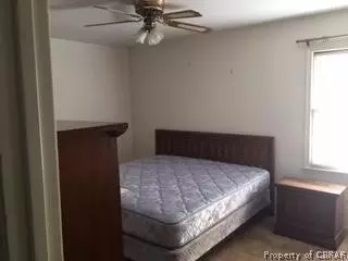 1626 Pine Tree Dr, Gloucester Point, VA 23062 photo 4