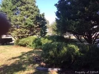 1626 Pine Tree Dr, Gloucester Point, VA 23062 photo 19