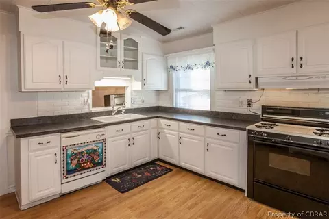 6893 Belroi Rd, Gloucester, VA 23061 photo 9