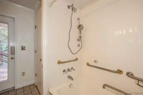 6893 Belroi Rd, Gloucester, VA 23061 photo 22